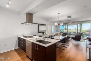 Photo #4: 6766180 Listing 