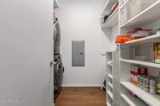 Photo #6: 6766180 Listing 