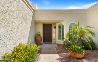 Photo #2: 6766385 Listing
