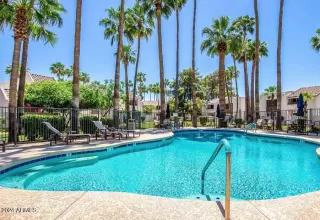 Photo #2: 6766450 Listing