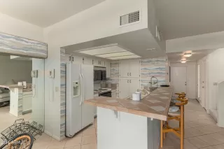 Photo #6: 6766499 Listing 