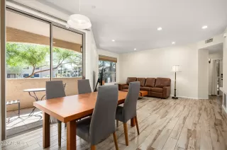 Photo #6: 6766632 Listing 