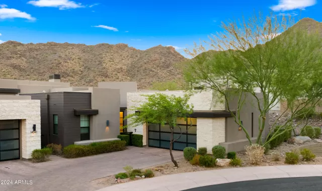 MLS: 6766731 Condo For Sale