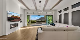 Photo #5: 6766731 Listing 