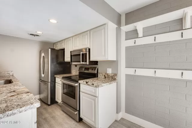 MLS: 6766780 Condo For Sale