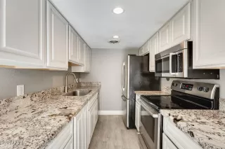 Photo #1: 6766780 Listing