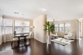 Photo #3: 6766870 Listing