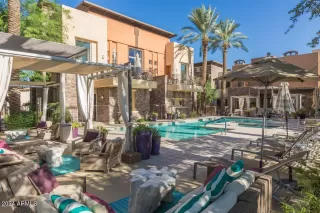 Photo #6: 6766876 Listing