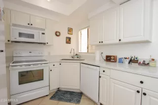 Photo #6: 6767033 Listing