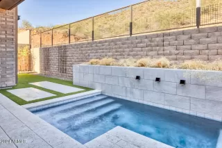 Photo #5: 6767292 Listing 