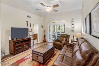 Photo #3: 6767420 Listing 