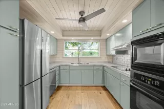 Photo #3: 6767821 Listing