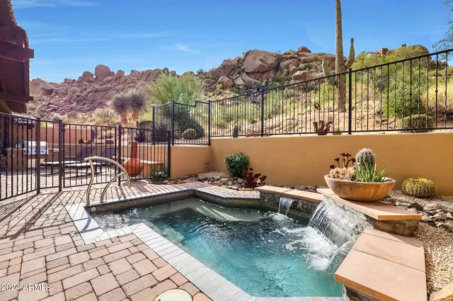 MLS: 6768012 Condo For Sale