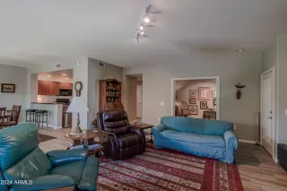 Photo #5: 6768081 Listing 