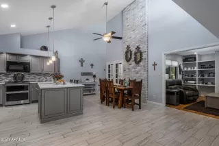 Photo #3: 6768442 Listing 