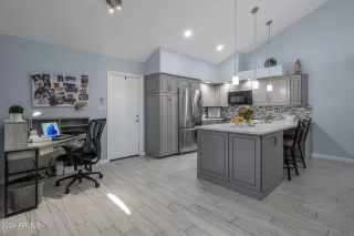 Photo #5: 6768442 Listing 