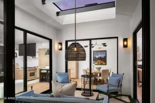 Photo #4: 6768548 Listing