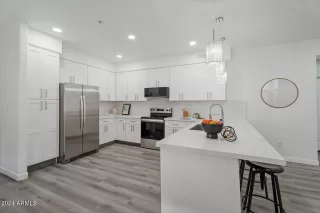 Photo #3: 6769498 Listing