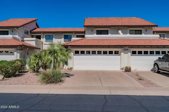 MLS: 6769725 Condo For Sale