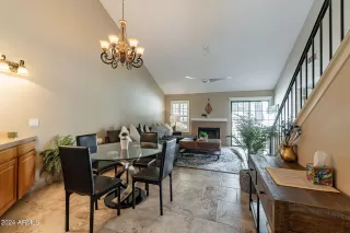 Photo #2: 6769725 Listing