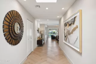 Photo #4: 6769771 Listing 