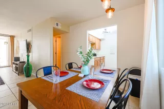 Photo #3: 6769850 Listing