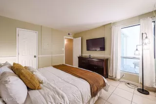 Photo #5: 6769850 Listing