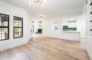 Photo #3: 6769876 Listing