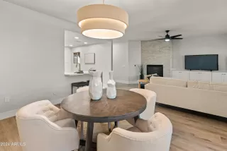 Photo #3: 6769890 Listing