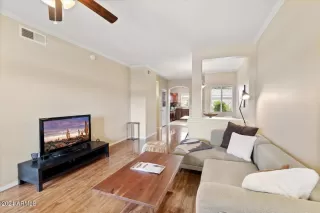 Photo #6: 6770046 Listing 