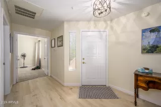 Photo #2: 6770206 Listing 