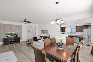 Photo #4: 6770365 Listing