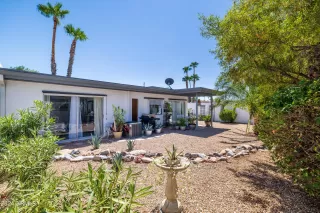 Photo #3: 6770582 Listing