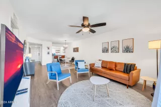 Photo #4: 6770942 Listing 