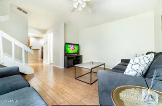 Photo #2: 6771232 Listing 