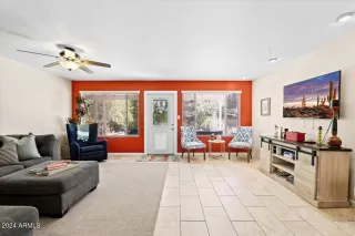 Photo #6: 6771292 Listing