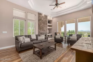 Photo #3: 6771604 Listing