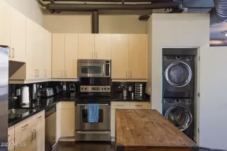 Photo #1: 6771839 Listing