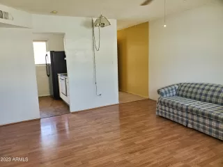 Photo #1: 6771997 Listing 