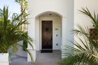 Photo #5: 6772139 Listing