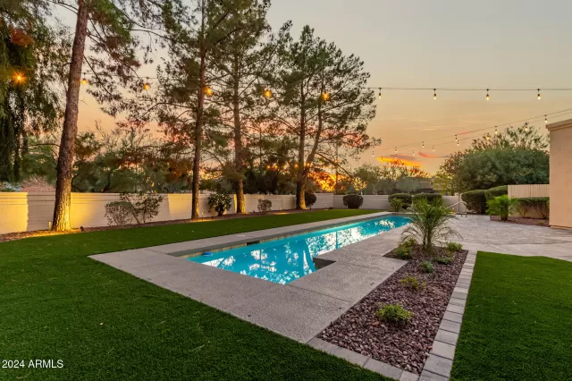 MLS: 6772186 Condo For Sale