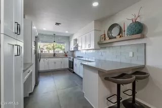 Photo #1: 6772268 Listing