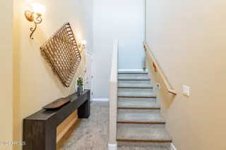 Photo #6: 6772315 Listing