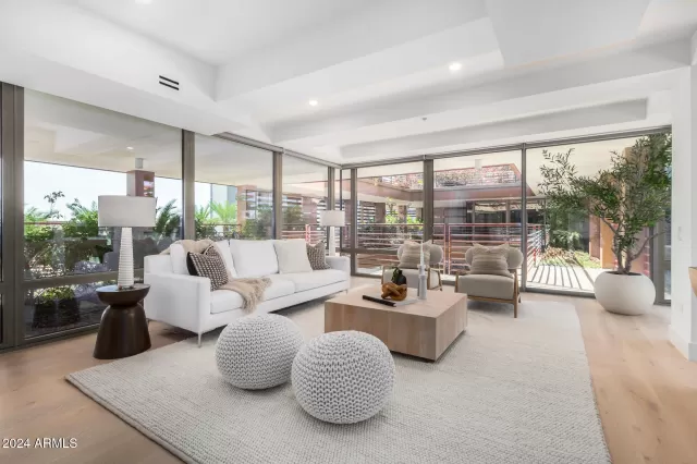 MLS: 6772470 Condo For Sale