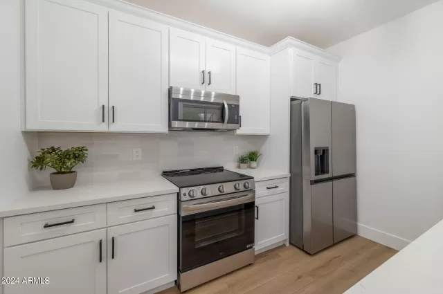 MLS: 6772680 Condo For Sale