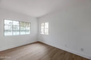 Photo #6: 6772680 Listing 