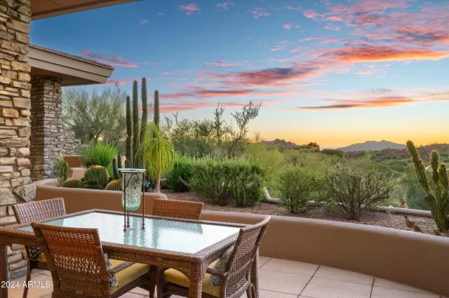 MLS: 6772700 Condo For Sale