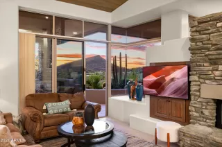 Photo #3: 6772700 Listing 