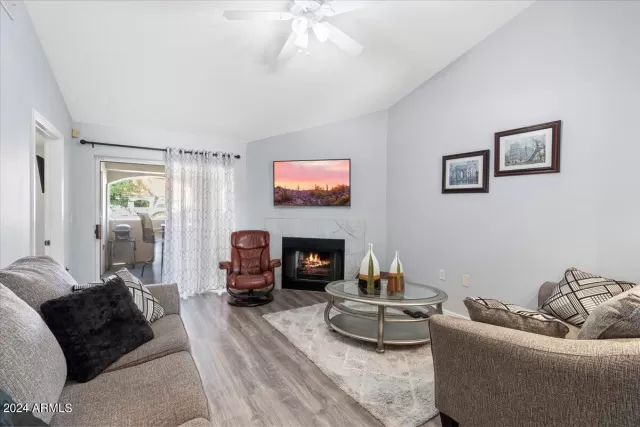 MLS: 6773312 Condo For Sale