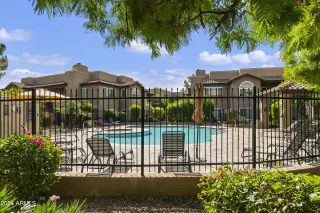 Photo #3: 6773351 Listing